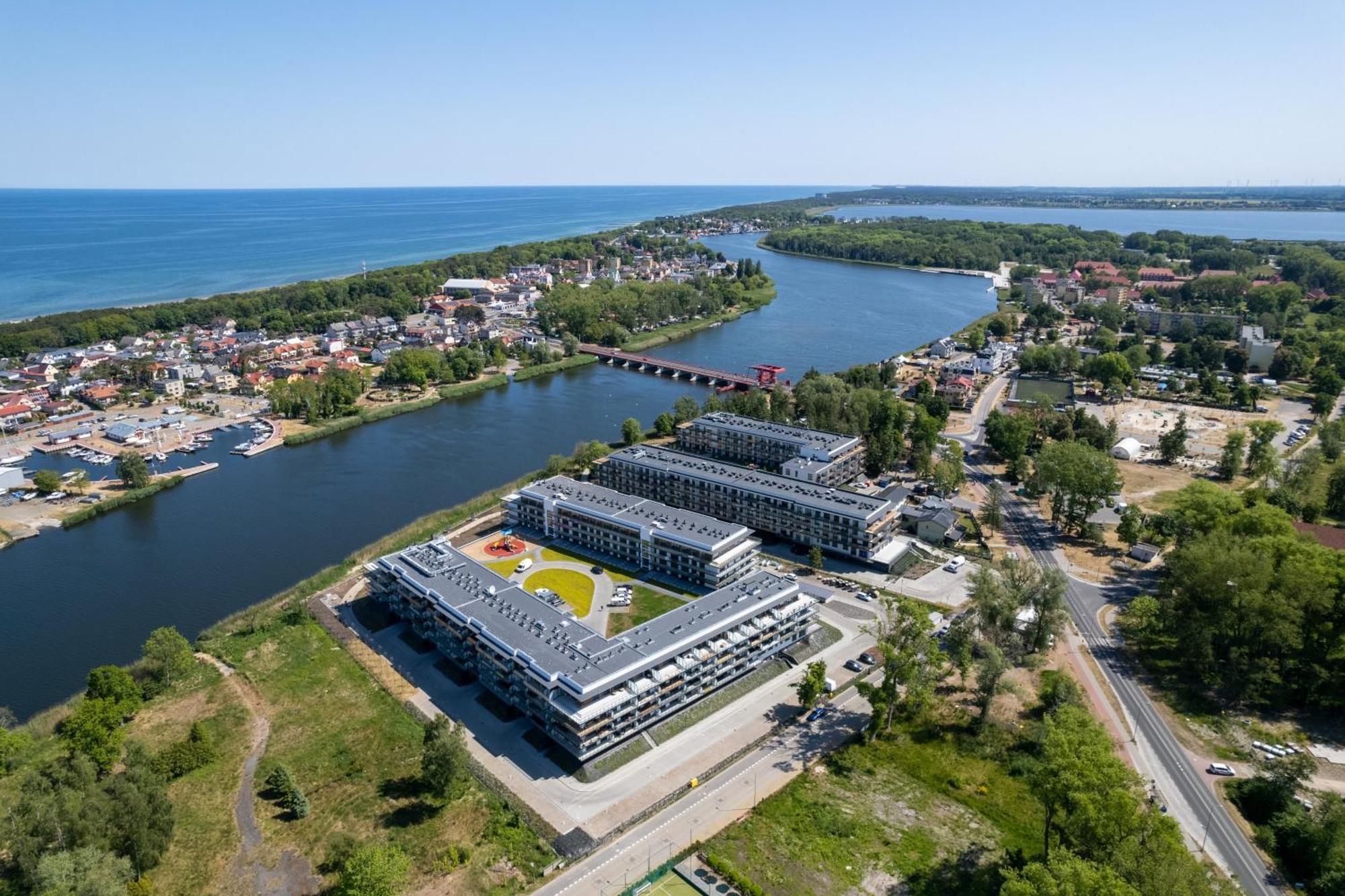 Wellness Resort Apartments Dziwnow Riverfront By Noclegi Renters Exterior foto